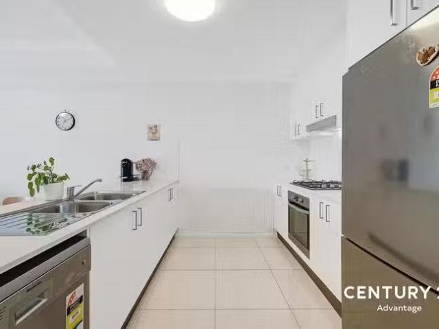 Deal! 212/344 Great Western Highway, Wentworthville, NSW 2145
