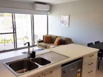 Deal! 2/12 Kennerly Street, Cloverdale, WA 6105