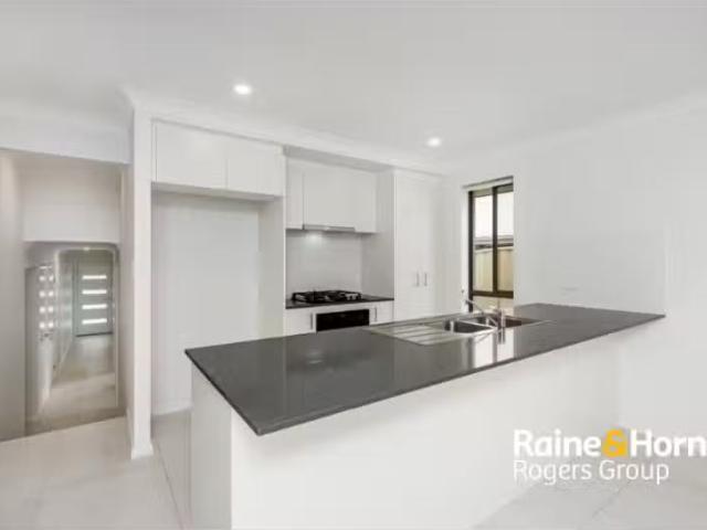 Rental! 212A Pacific Highway, WATANOBBI House for rent Listed.
