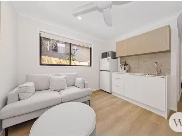 Cheap 2/133 Creek Road, Mount Gravatt East, QLD 4122