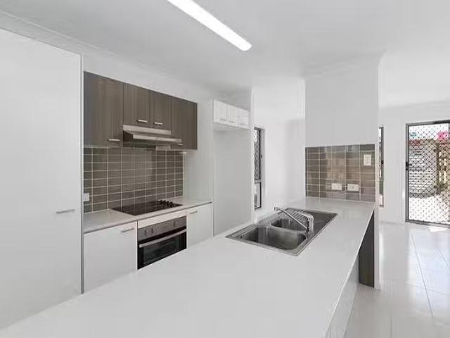 Cheap 21/40 Old Logan Road, Gailes, QLD 4300