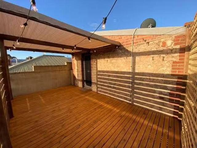 For Rent! 2/144 Gover Street, North Adelaide, SA 5006