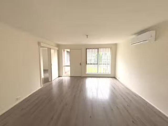 Unique 2/1457 Pascoe Vale Road, Meadow Heights, VIC 3048