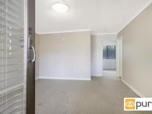 Just in! 2/153 Fairway, Crawley, WA 6009