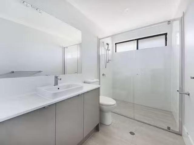Rental! 2/16 Nevada Road, Park Ridge, QLD 4125