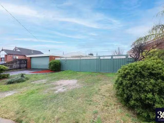 For Rent! 218 Bellbridge Drive, Hoppers Crossing, VIC 3029