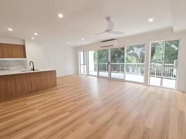 For Rent! 2/19 Advance Place, Sunrise Beach, QLD 4567