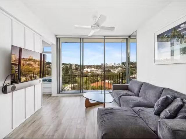 Charming 2/19 Eastbourne Road, DARLING POINT Apartment for ren.
