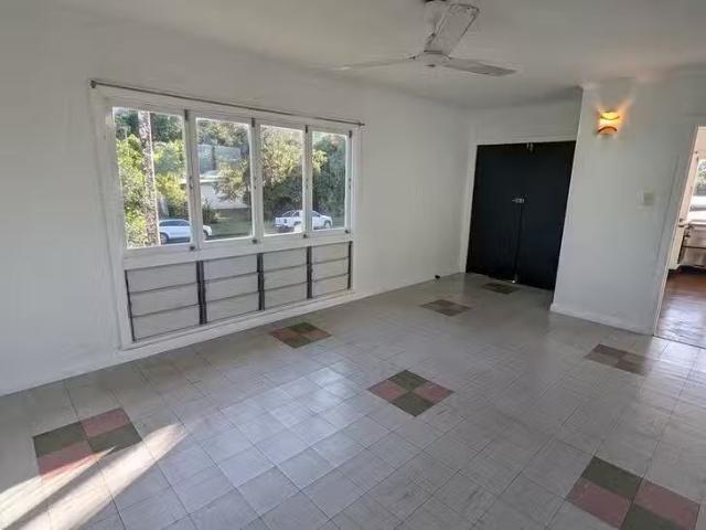Rental! 21 Oxley Street, Edge Hill, QLD 4870