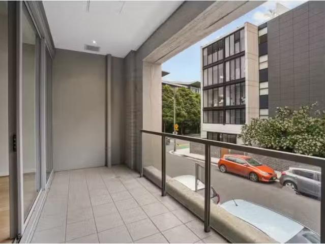 Just in! 2/1 Barr Street, Camperdown Apartment for rent Liste.