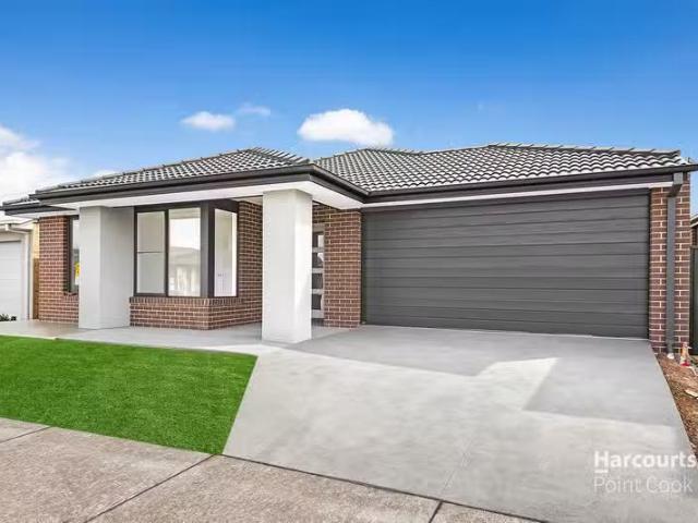 Deal! 21 Bonito Street, MELTON SOUTH, VIC 3338 House for Rent