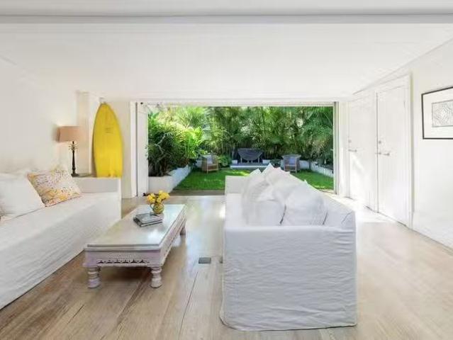 Unique 21 Chambers Avenue, Bondi Beach, NSW 2026