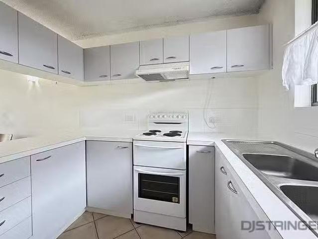 Rental! 2/1 Coolangatta Road, Coolangatta, QLD 4225