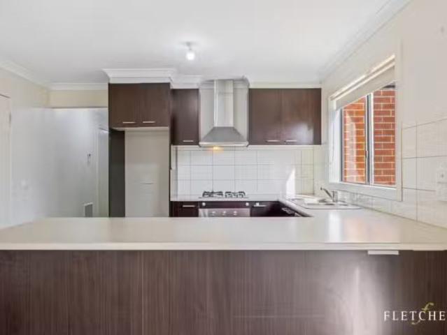 Cheap 21 Jordan Ave, Delacombe VIC 3356 House For Lease