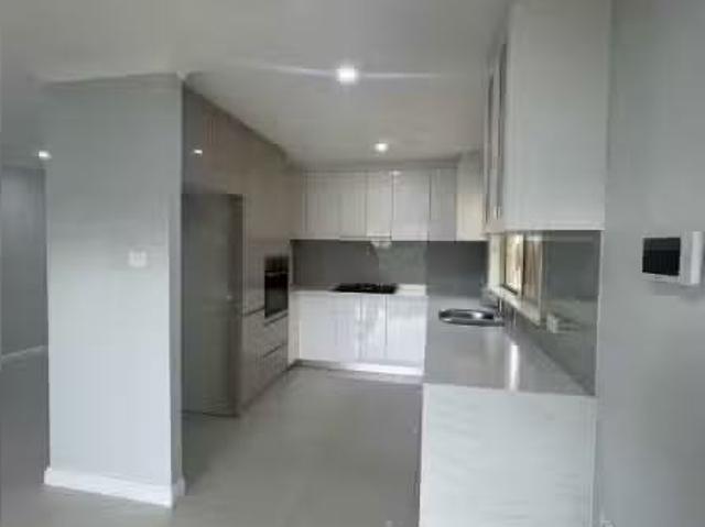 Cheap 21A Cornelia Road, Toongabbie Apartment for rent Listed.