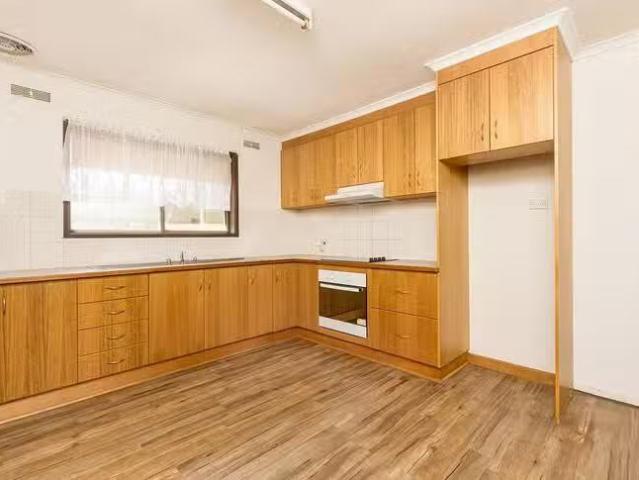 Rental! 2/207 San Mateo Avenue, Mildura, VIC 3500