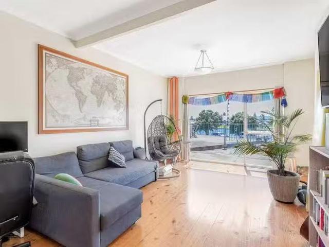 Cozy 2/20 Patawalonga Frontage, Glenelg North, SA 5045