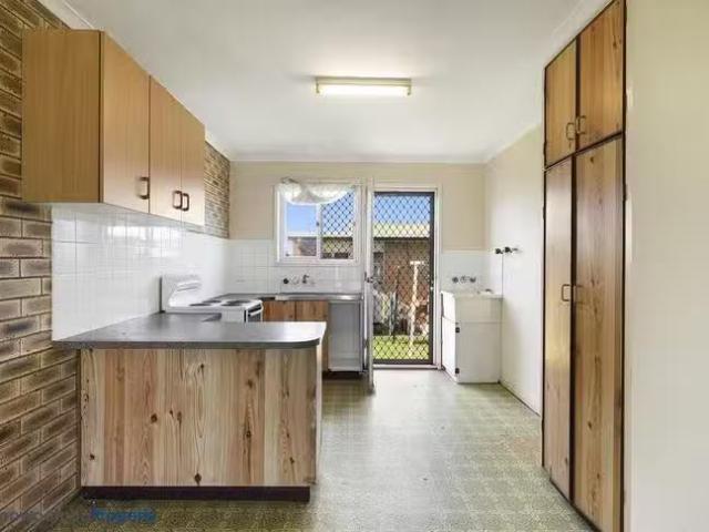 For Rent! 2/21 Jennifer Crescent, Darling Heights, QLD 4350