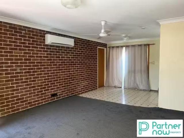 For Rent! 2/27 Campbell Road, Calala, NSW 2340