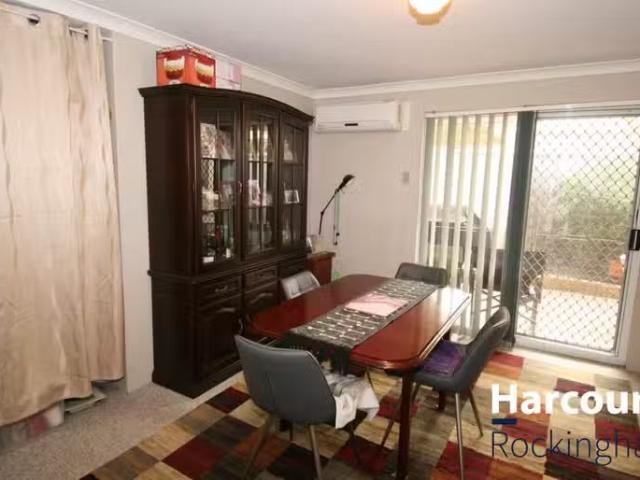 Nice 2/28 Dress Circle, WARNBRO, WA 6169 Duplex for Rent