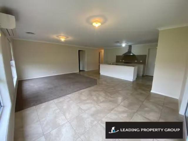 Just in! 22 Hanrahan Street, HAMILTON VALLEY House for rent L.