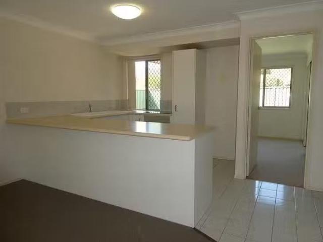 Cheap 2/2 Harvey Court, Labrador, QLD 4215