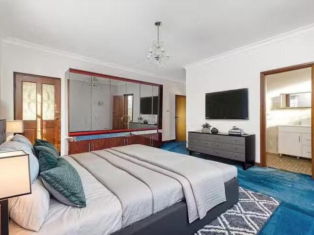 Nice 22 Scarborough Street, Monterey, NSW 2217