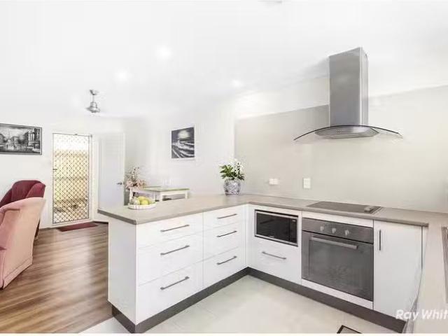 Deal! 2/2 4 Maple Street, Yeppoon, QLD 4703