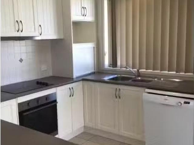 Cozy 22A Wagonia Drive, KOOTINGAL Apartment for rent Listed b.