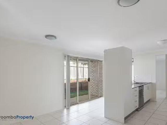 Nice 22A Swallow Court, Newtown, QLD 4350