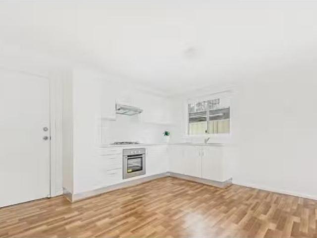 Cheap 2/33 Hertford Street, BERKELEY Apartment for rent Liste.