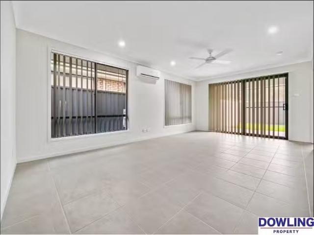 New 2/30 Thorncliffe Avenue, Thornton Townhouse for rent List.