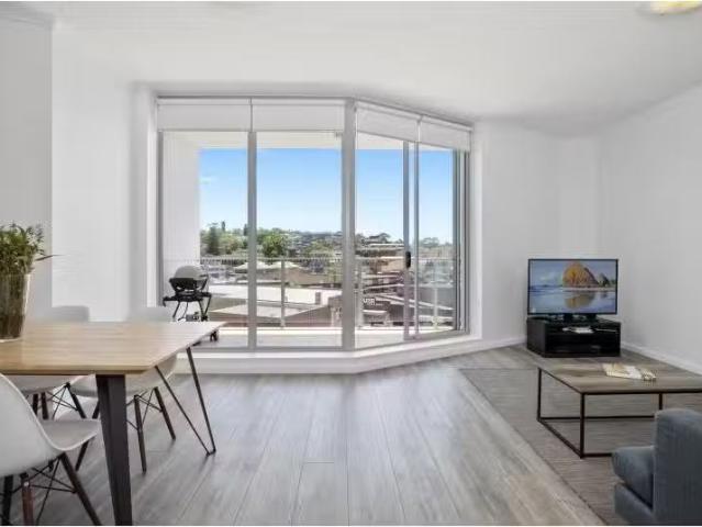 Cozy 2310/10 Sturdee Parade, DEE WHY Apartment for rent Liste.