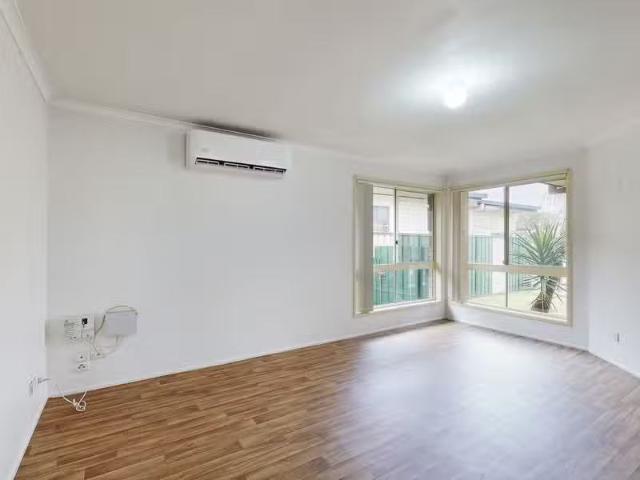 Deal! 23 Meymot Street, Banyo, QLD 4014 House for Rent