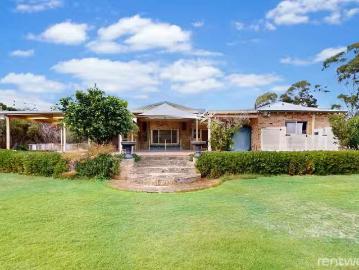 Unique 23 Robinson Road, Wandi, WA 6167