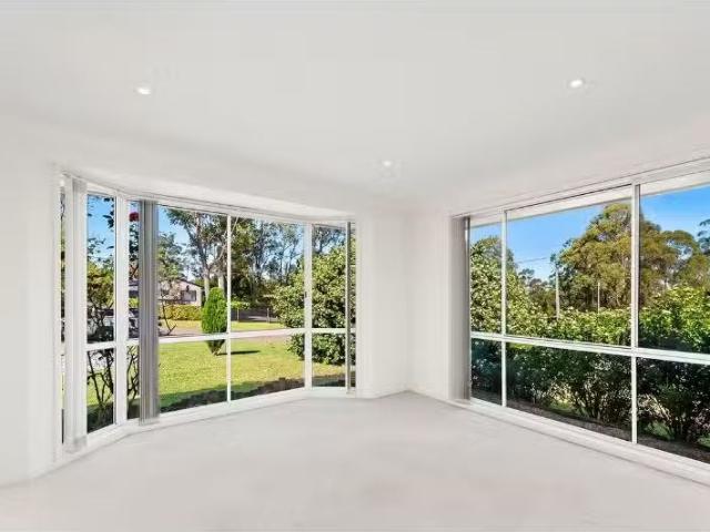 Just in! 23 Sylvan Avenue, Medowie Townhouse for rent Listed.