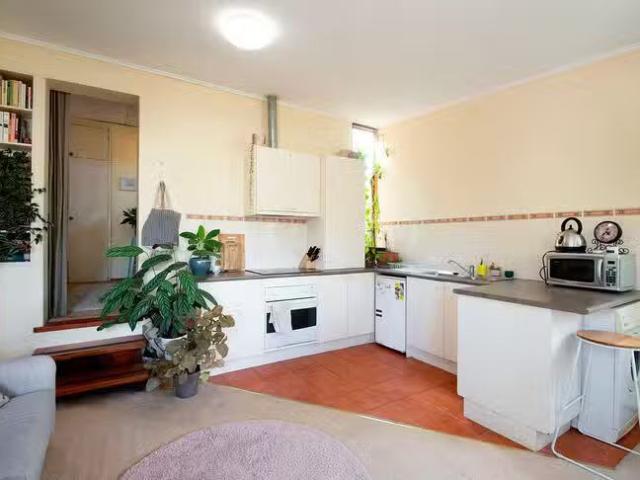 Charming 23A Padbury Place, Downer, ACT 2602