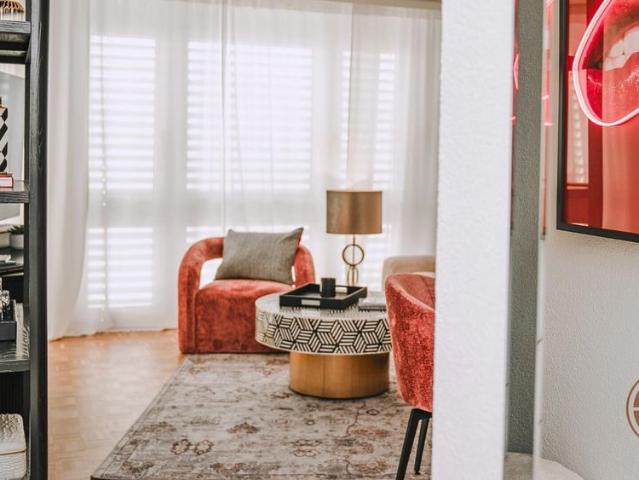 COZY 2.5 ROOM BOUTIQUE SERVICED APARTMENT WITH BALCONY NEAR THE RIVER