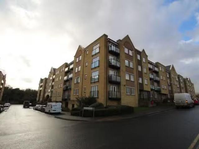 Nice 2 BA 2 bedroom apartment for rent in Black Eagle Drive, N.