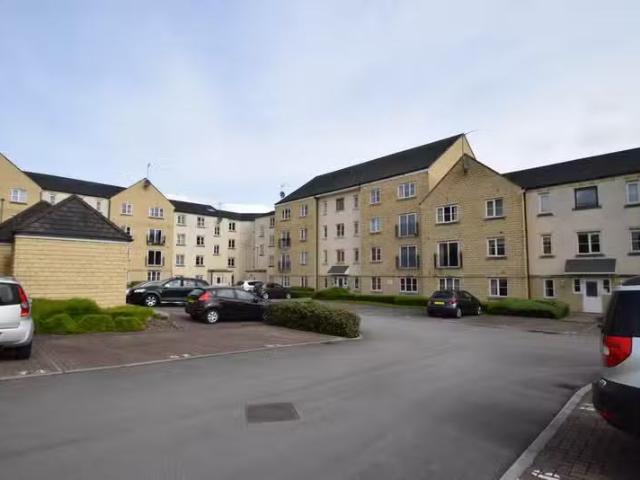 Rental! 2 BA 2 bedroom apartment for rent in Merchants Court.
