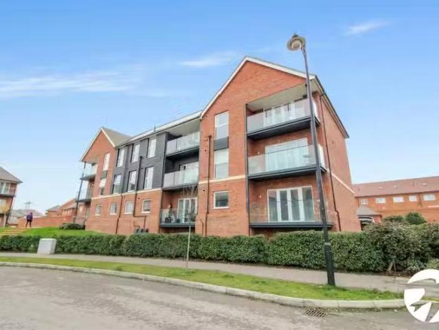 Cheap 2 BA 2 bedroom flat for rent in Ackers Drive, Weldon, Eb.