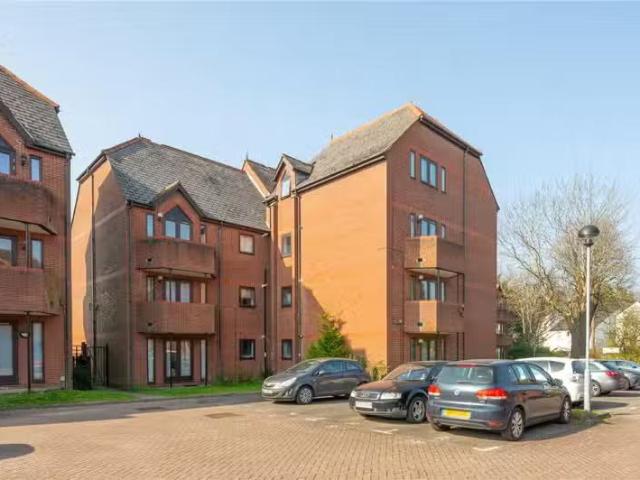 Just in! 2 BA 2 bedroom flat for rent in Ashtree Court, St. Al.