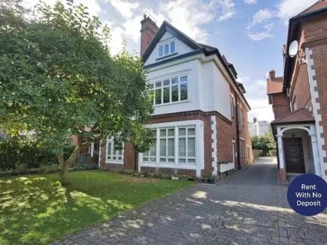 Just in! 2 BA 2 bedroom flat for rent in Earls Avenue, Folkest.