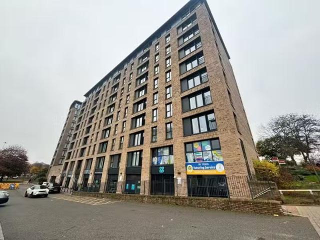 Nice 2 BA 2 bedroom flat for rent in Lexington Gardens, Birmin.