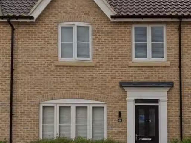 For Rent! 2 BA 2 bedroom terraced house for rent in Dorset Squ.