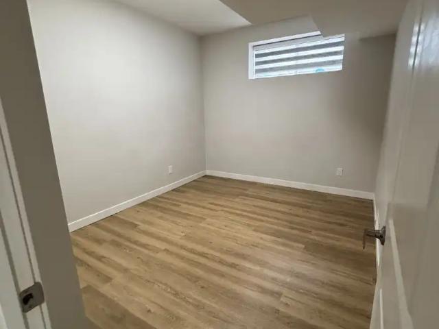 Cozy 2 bed 1 bath basement in the Hills, Charlesworth. Hug rooms and enough stor