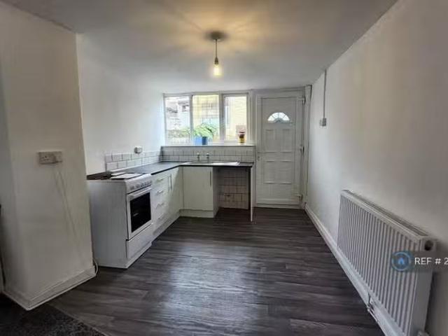 New 2 bedroom terraced house for rent in Peel Street, Padiham.