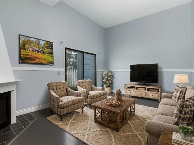 Cozy 2 Bedroom Unit for Lease