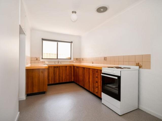 Cozy 2 Bedroom Unit