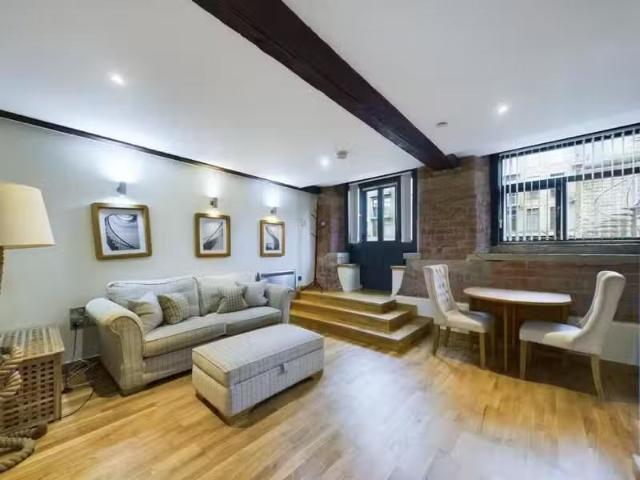Cheap 2 bedroom apartment for rent in Masons Mill, Salts Mill.